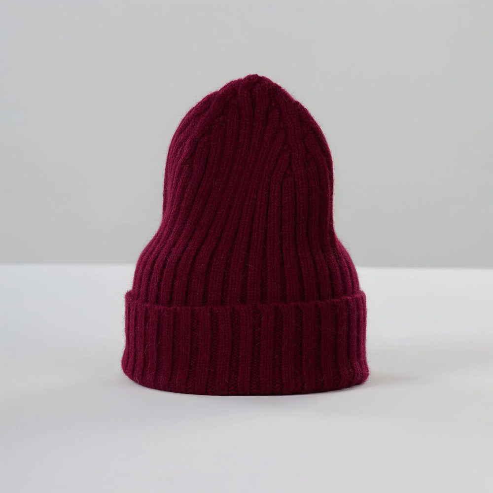 Large Beanie, Wine