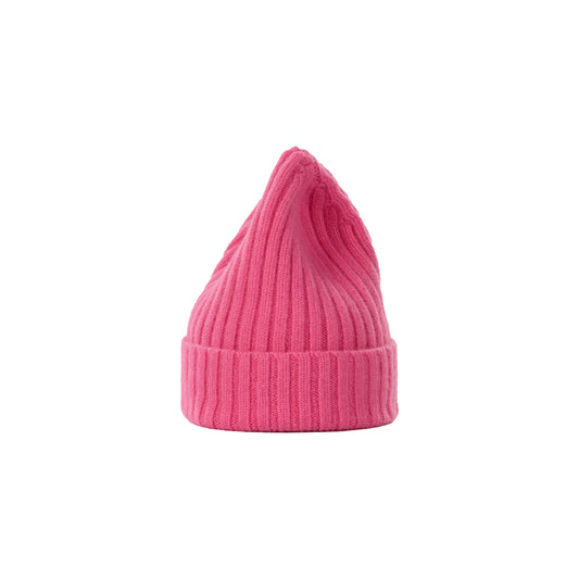 Le Bonnet's Large Beanie in pink lambswool features a ribbed texture and a pointed top, set against a white background.