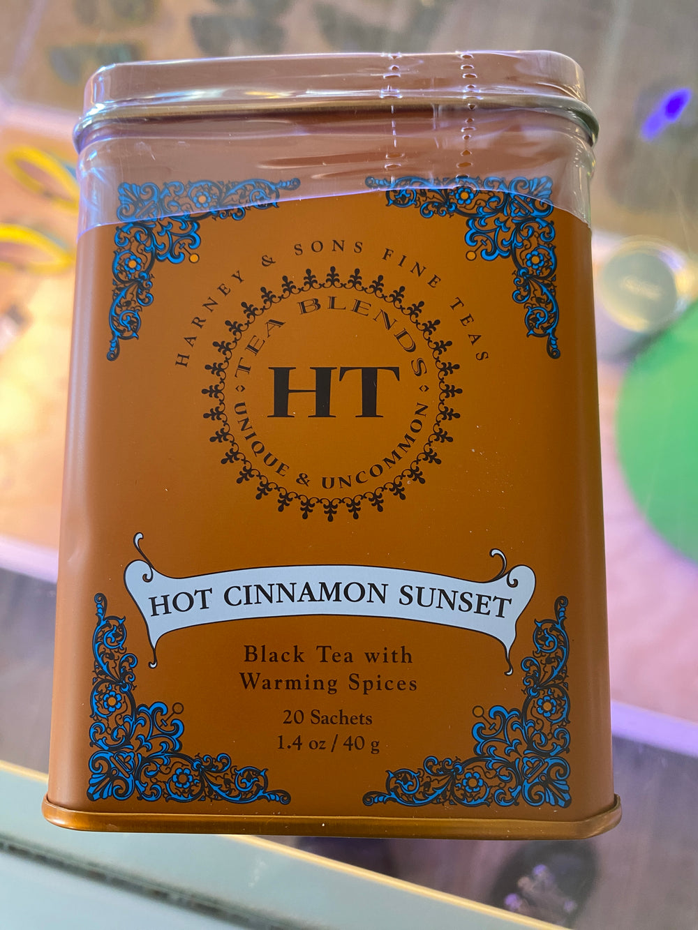 A tin of Westerlind's Harney Hot Cinnamon Tea, a black tea blend with warming spices, contains 20 sachets and weighs 1.4 oz (40 g).