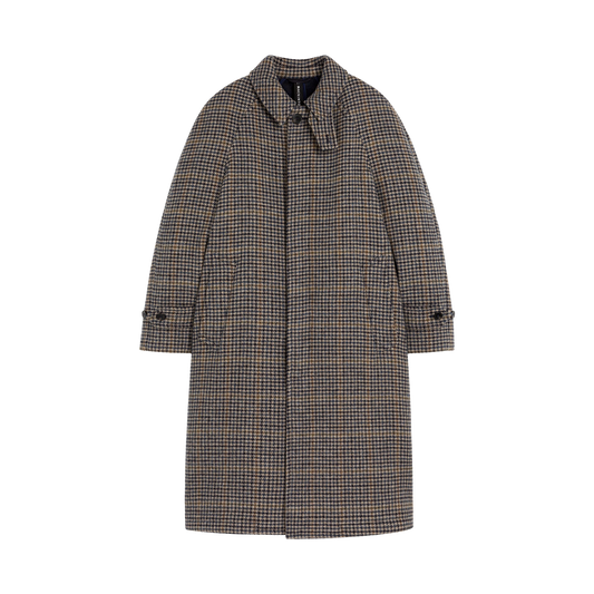 Mackintosh's M Boston Overcoat features a classic collar, buttoned cuffs, and a concealed front button placket in navy check.